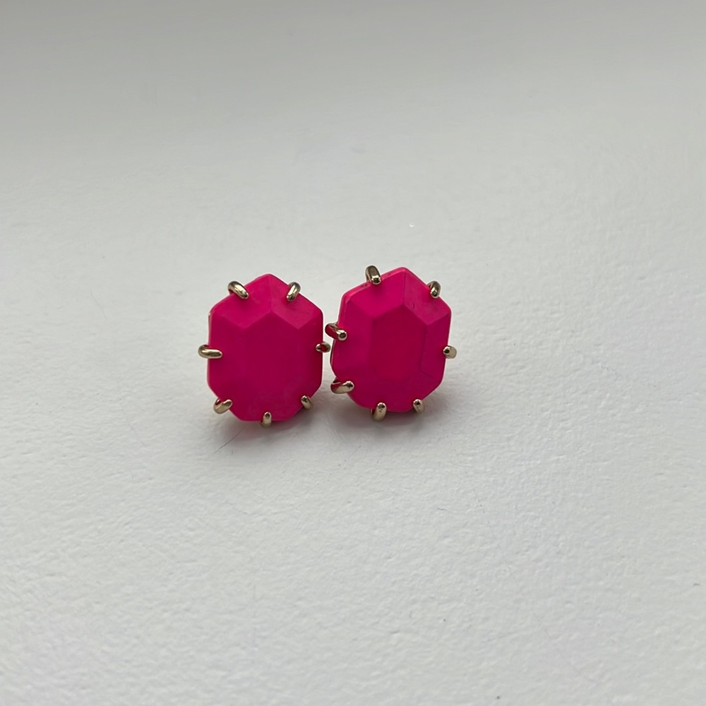 Kendra Scott studs